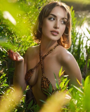 Isabelle Sky Photo #19