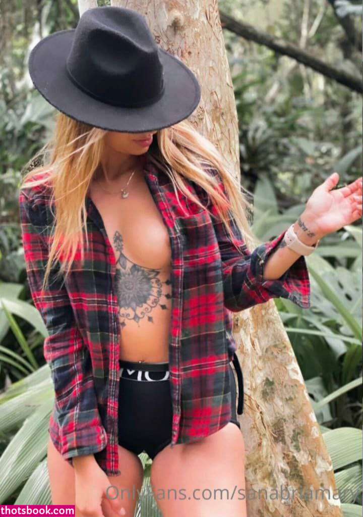 Mary Sanabria Photo #8