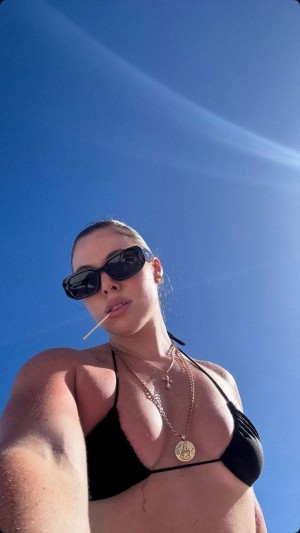 nicolecarluccii Photo #9