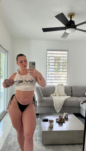 nicolecarluccii Photo #10