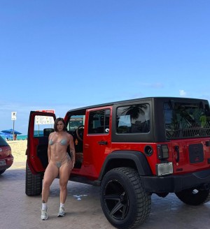 nicolecarluccii Photo #16