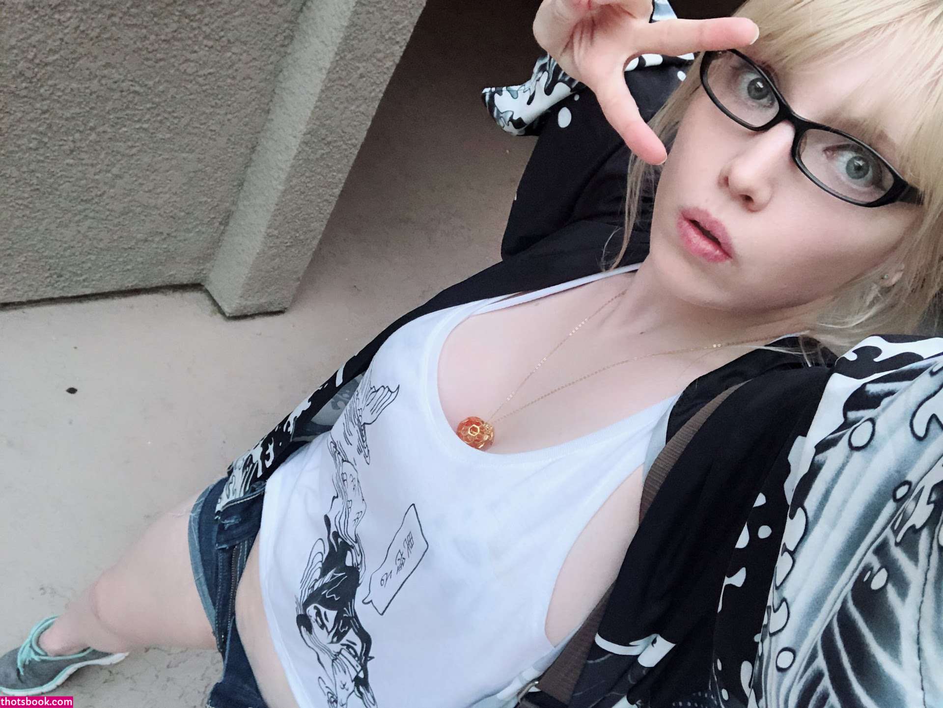 Sophicsheep Photo #11