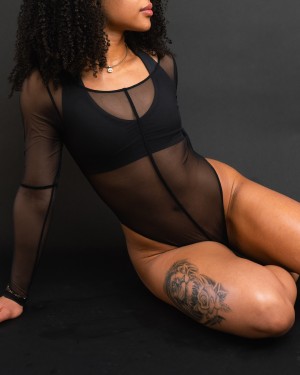 Ayri Renee Photo #29