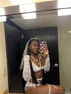 clawdeen19 Photo #35