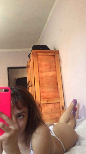 emilyescudero02 Photo #1