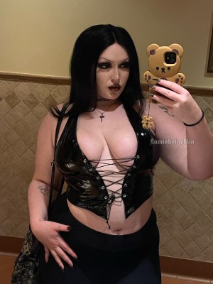 Flaminhotgoblin Photo #6