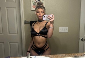 kaitlynnwxlfe Photo #11