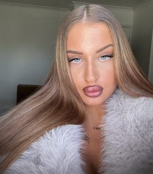 lithuanianprincess69 Photo #16