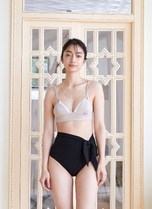 Mana Takase Photo #8