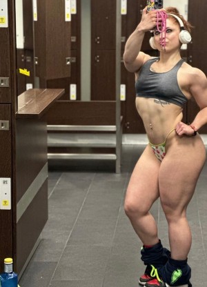 Paulitaaaagomez Photo #25