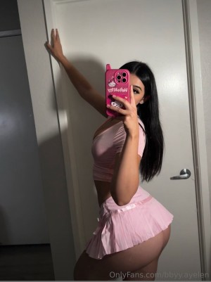 Heluvaylenn Photo #28