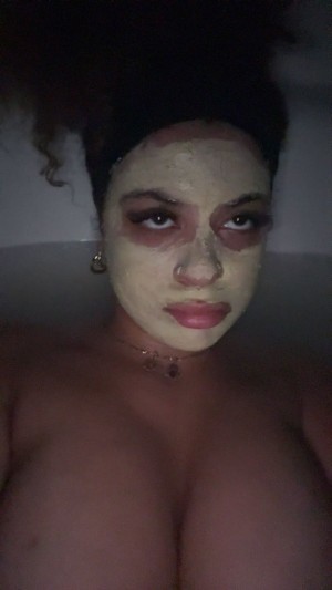 peachbananafart Photo #12