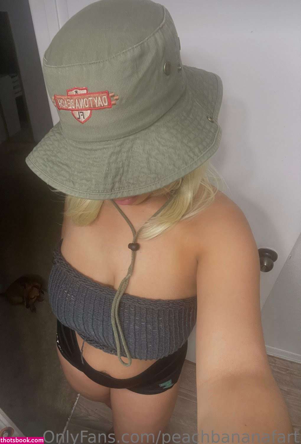 peachbananafart Photo #23