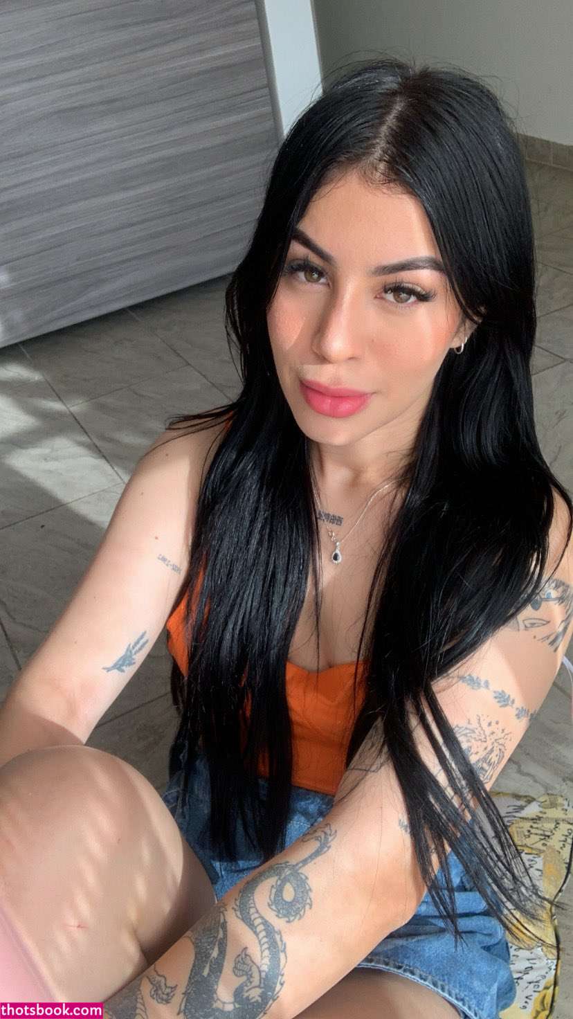 Sarah Montufar Photo #32