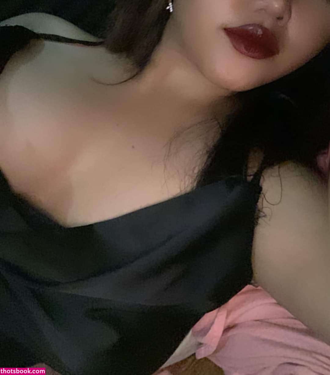 Charlotte Linlin Photo #18