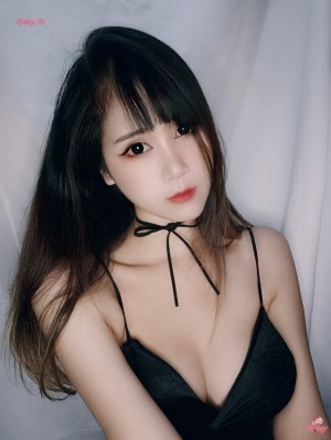 Tiara Lova Photo #15