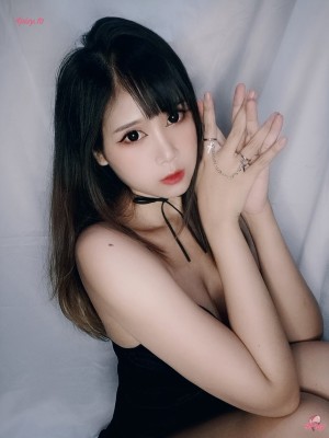 Tiara Lova Photo #16