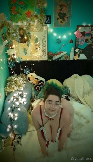 crystallovinghomo Photo #6