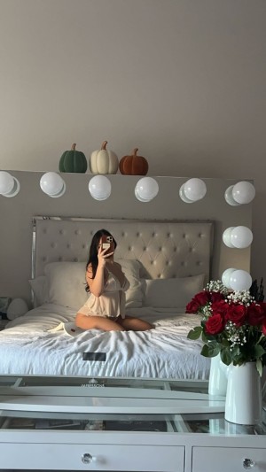 emmaameera Photo #20