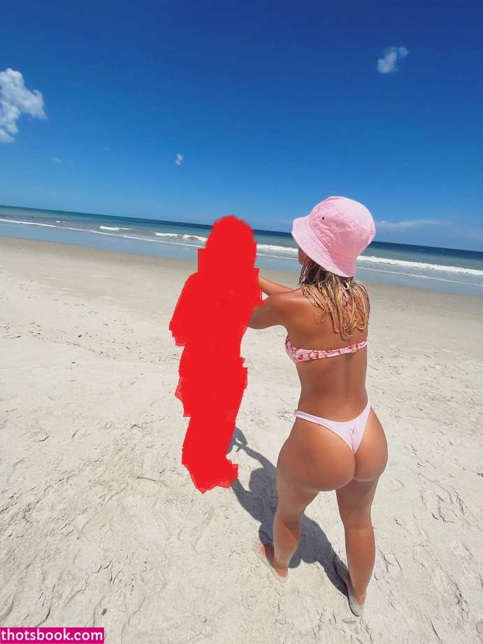 Jailyn Como Photo #9