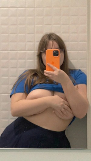 Margohoney Photo #17