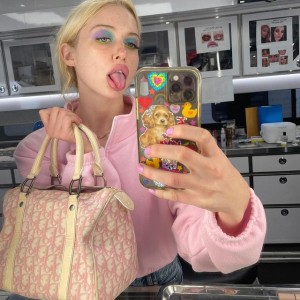 Chloe cherry Photo #12