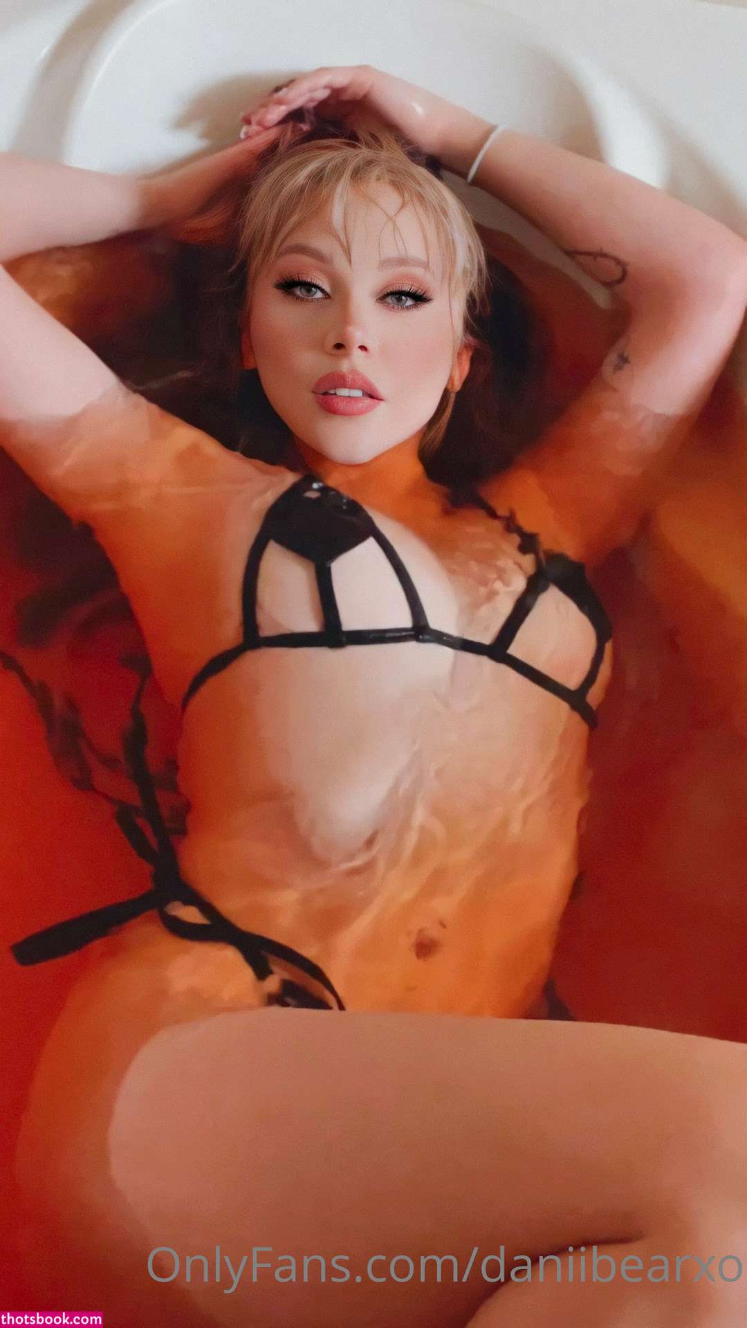 Danielle Pedroza Photo #11