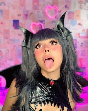 Nikki Barlowe Photo #27