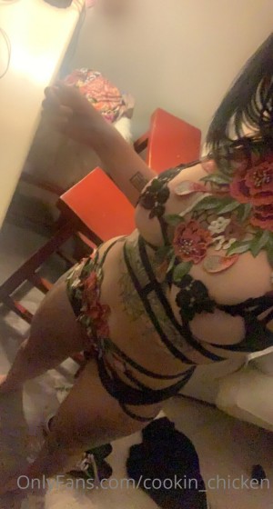 Cookin Chicken Photo #12