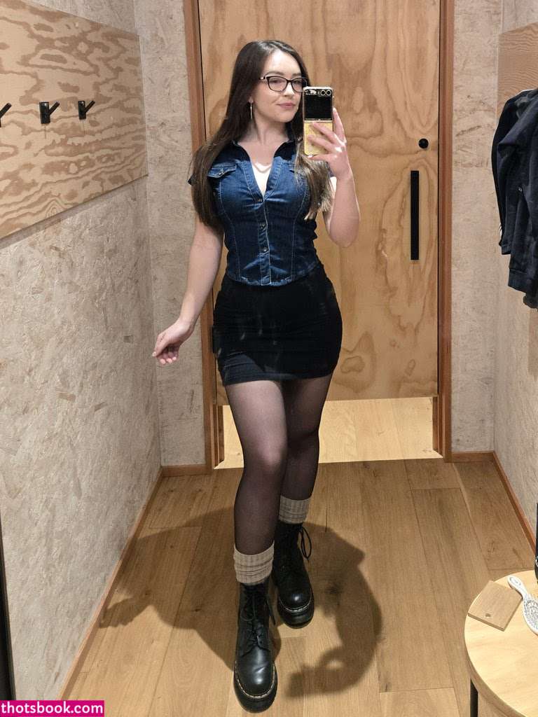 crashbandiboob Photo #16