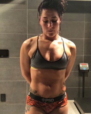 Jessica Eye Photo #2