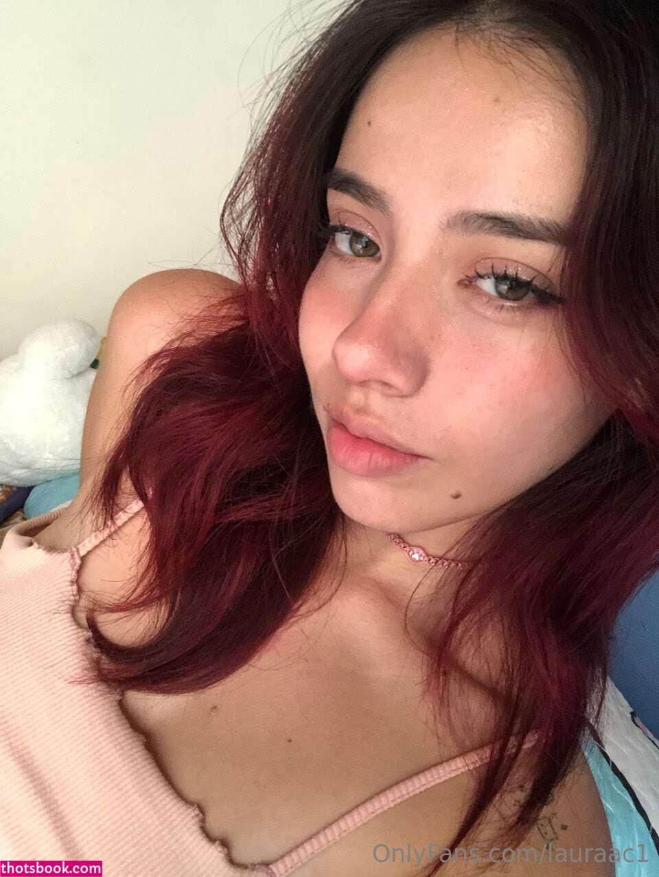 lauraac1 Photo #8