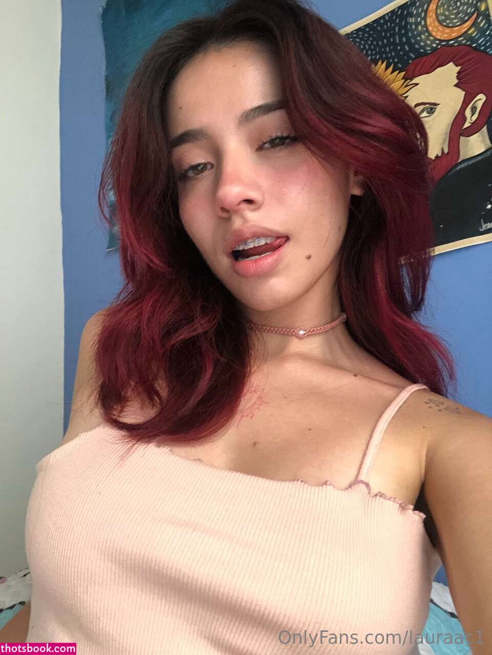lauraac1 Photo #12