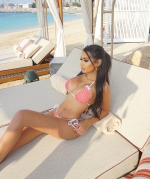 Yasmine Eve Photo #23