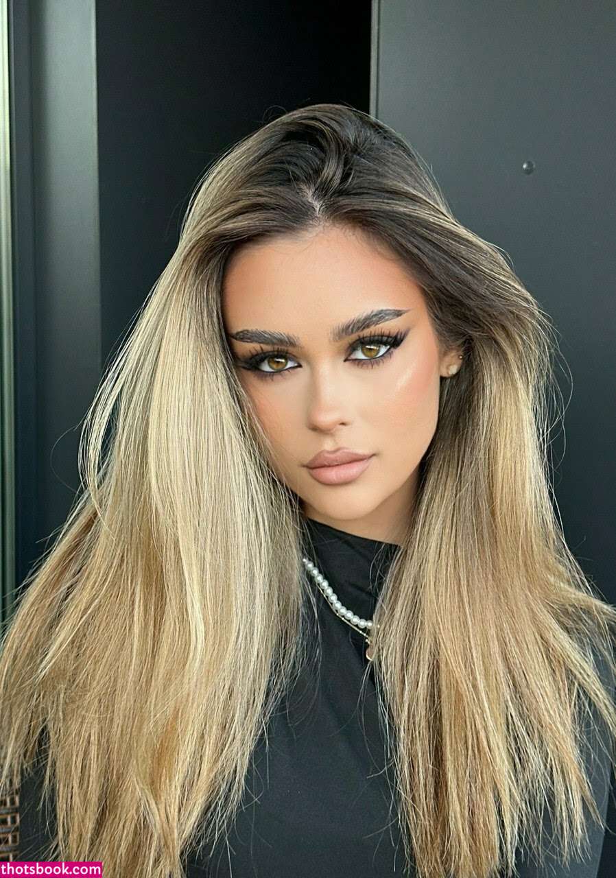 Yasmineshaw Photo #19