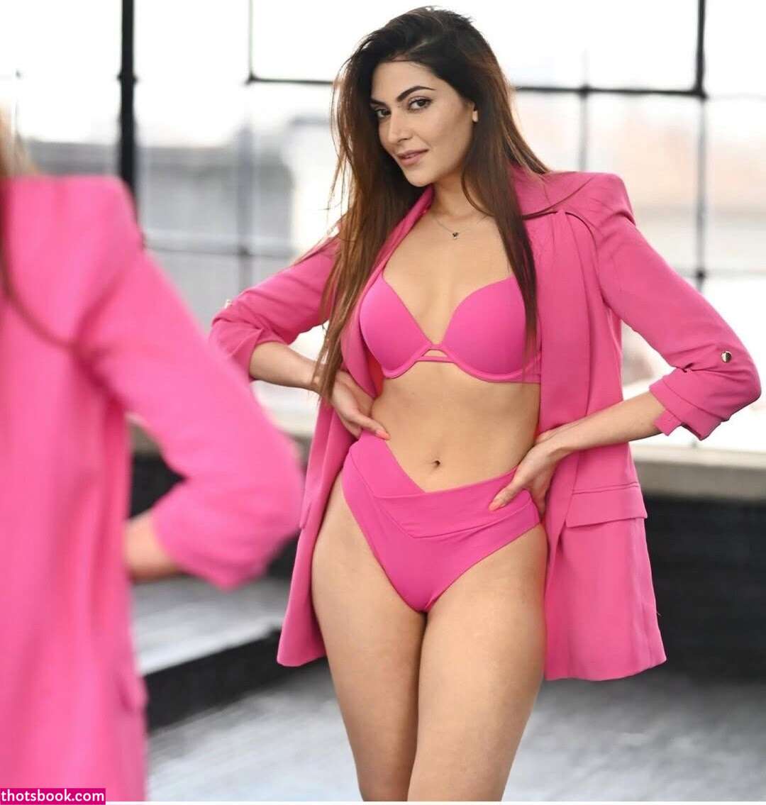 Yesha Sagar Photo #8