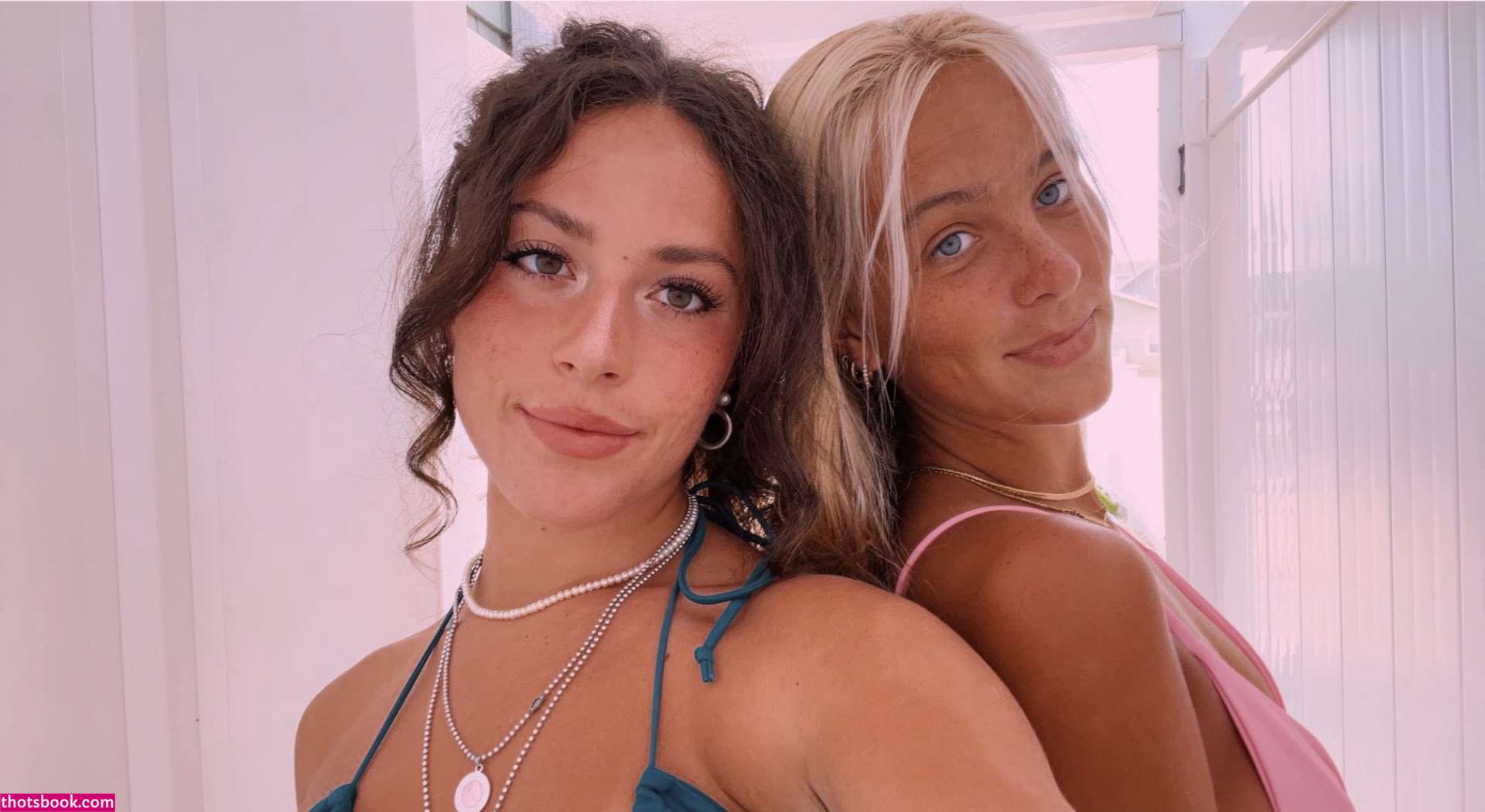 Skylar Samantha Photo #4