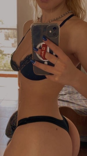 Camila Budniewski Photo #9