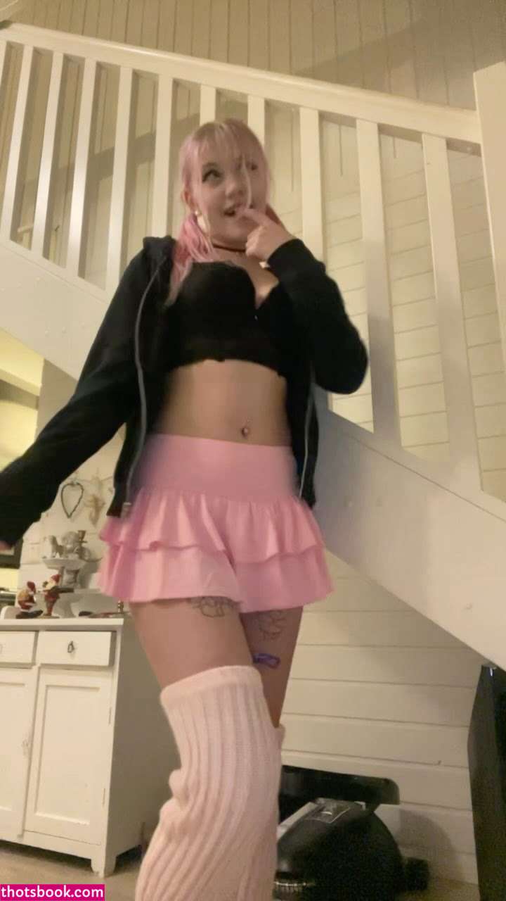 Crazyangelgirl Photo #18