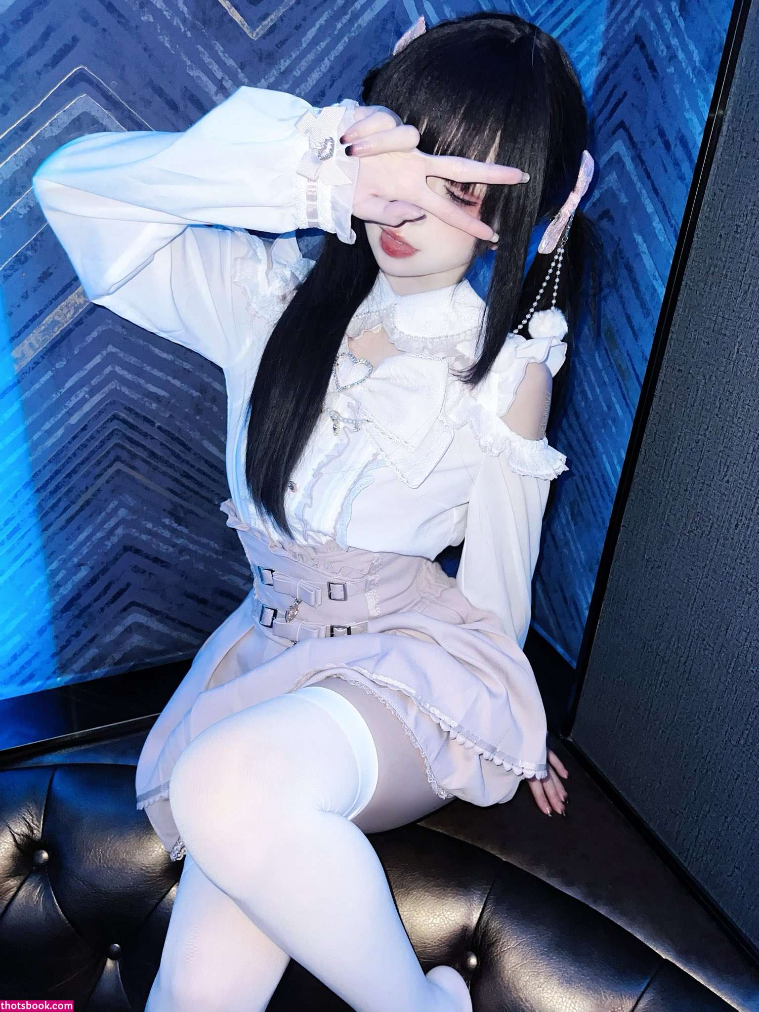 Etsu Ko Photo #8