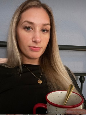 Lena Bayer Photo #12