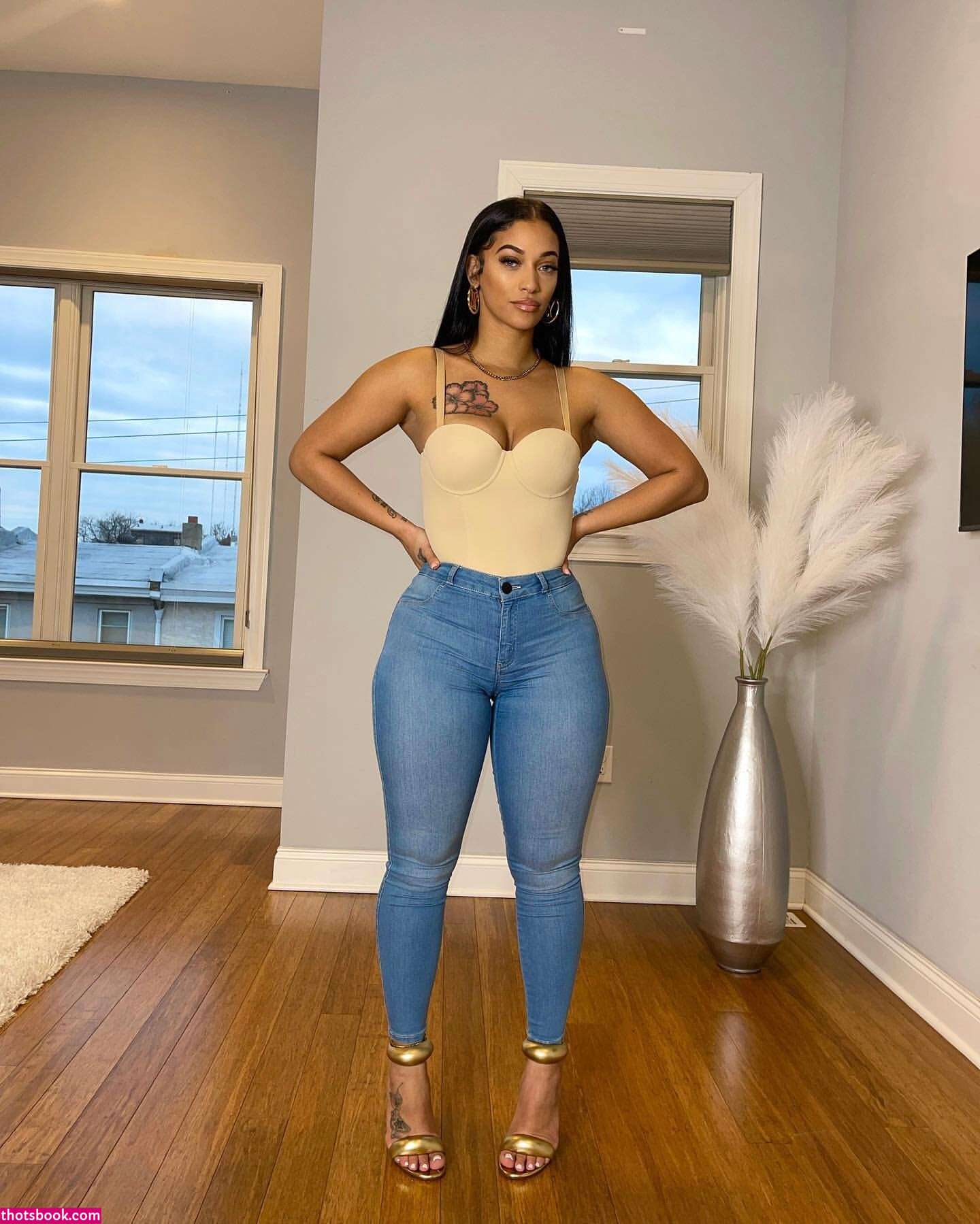 Lovelylesh Photo #28