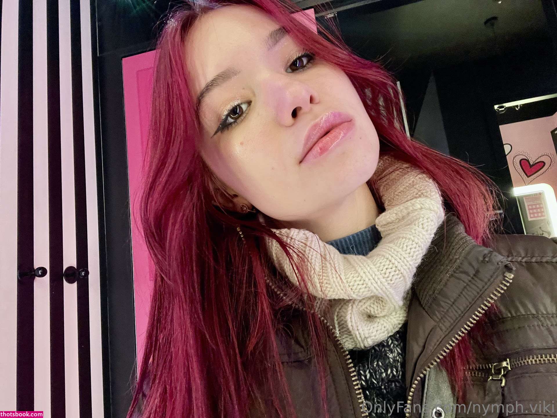 Nymph Viki Photo #10