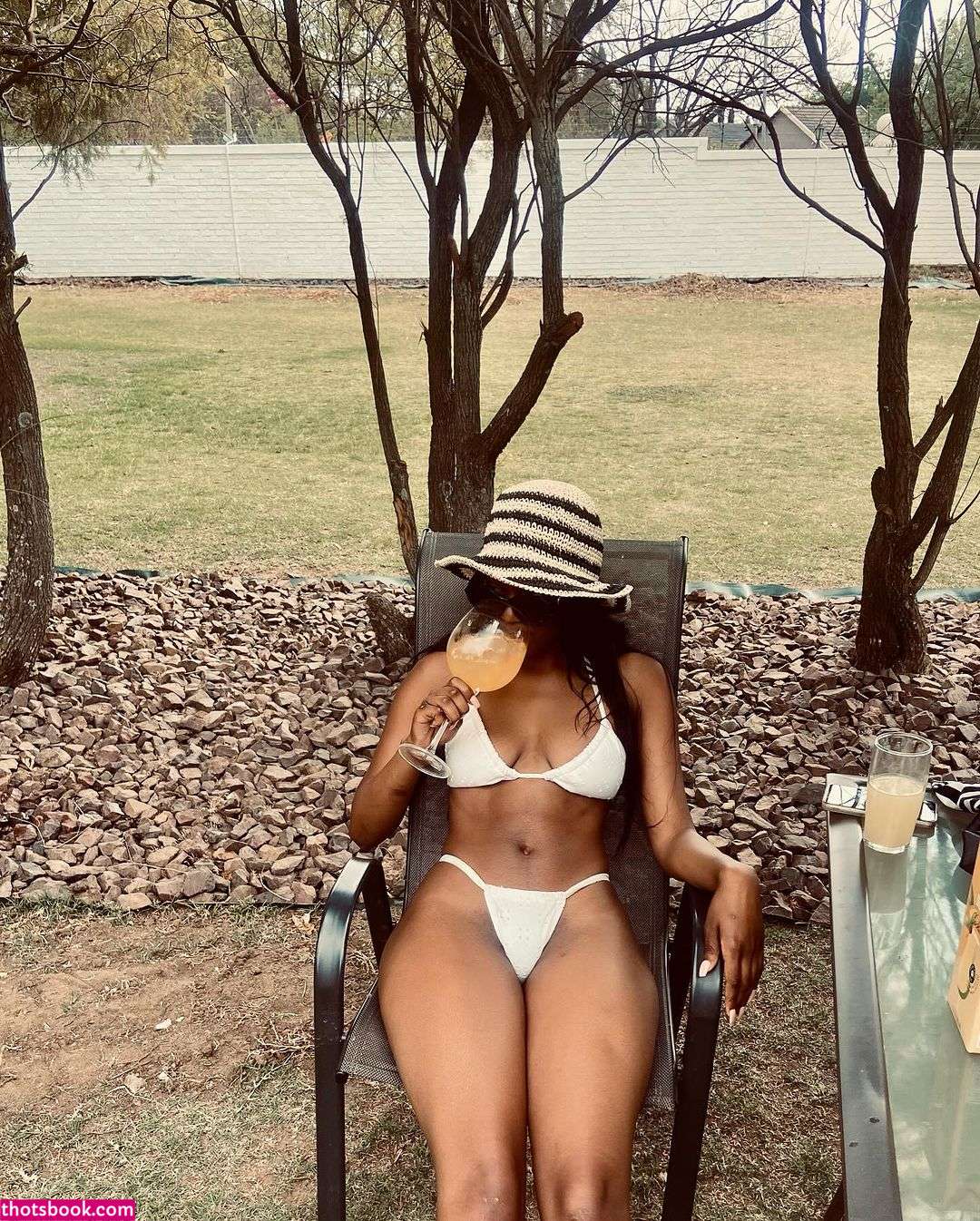 Naledinhlanhlalebyane Photo #4