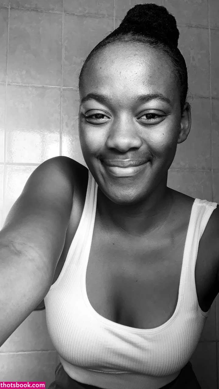 Naledinhlanhlalebyane Photo #21