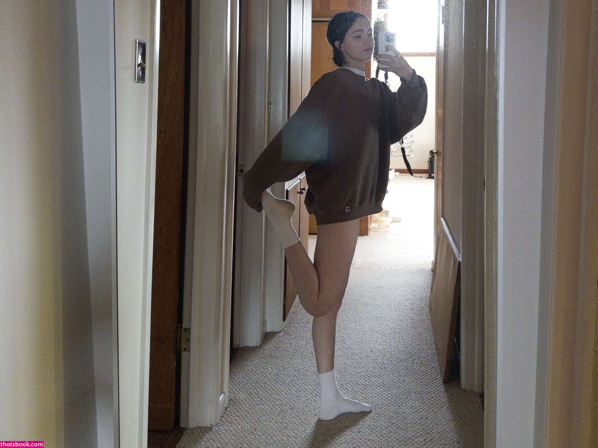 zoeplzshutup Photo #8