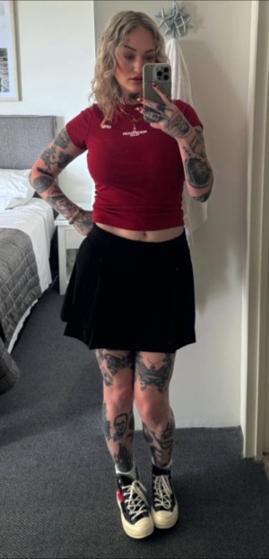 Goth Queen Photo #16