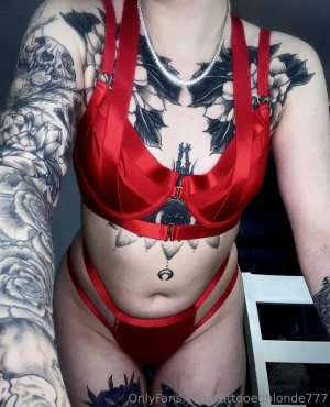 tattooedblonde777 Photo #28