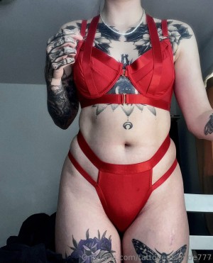 tattooedblonde777 Photo #31