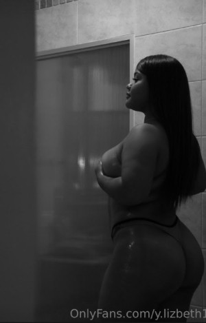 Yeniffer Berrio Photo #14